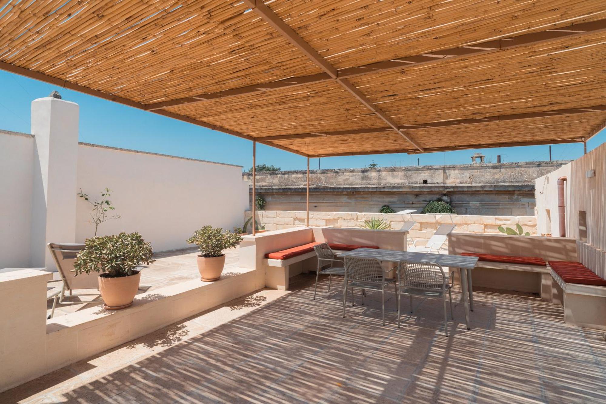 Lotus Apartment & Rooftop By Residence Colibri Lecce Dış mekan fotoğraf