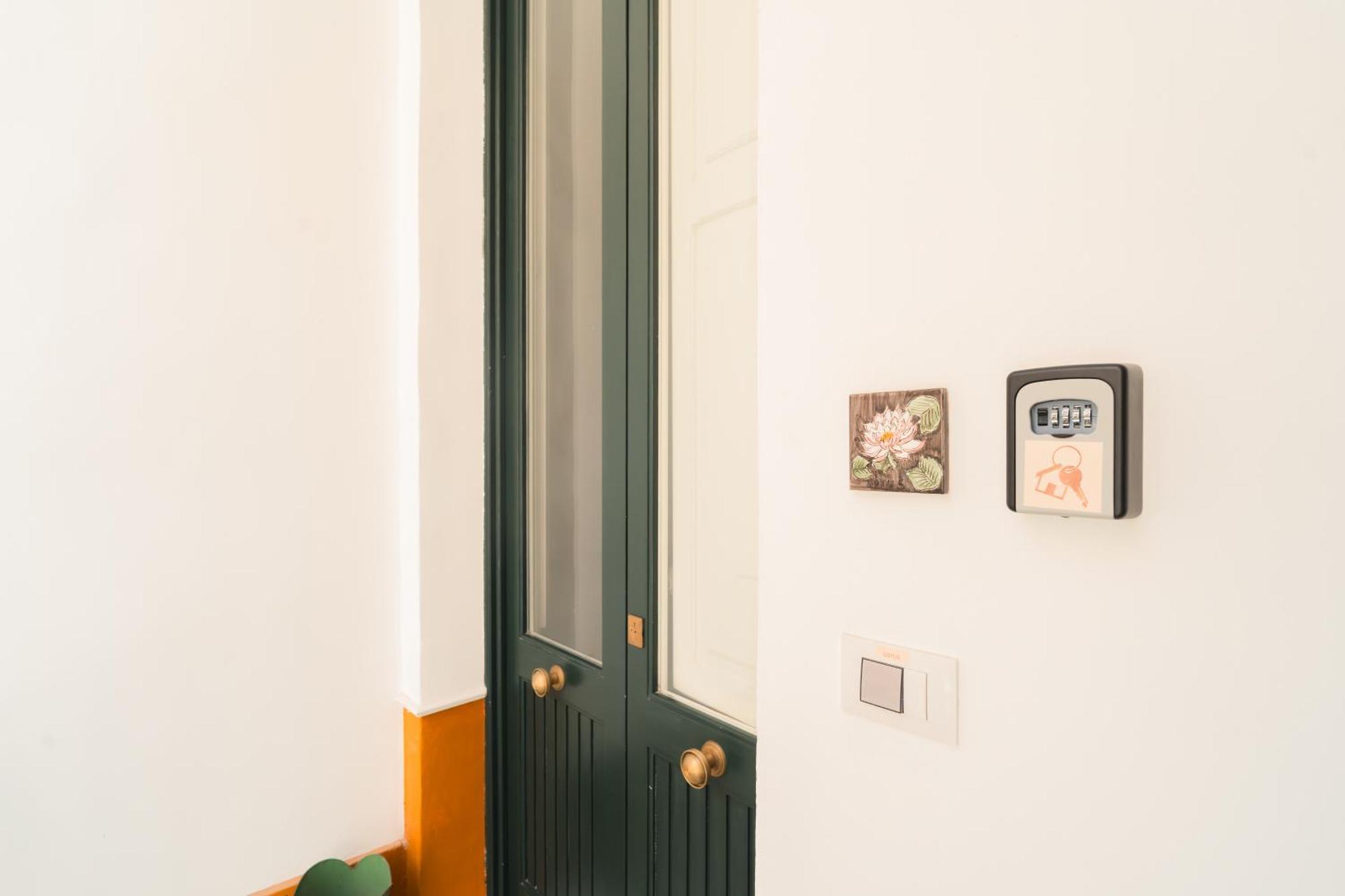 Lotus Apartment & Rooftop By Residence Colibri Lecce Dış mekan fotoğraf